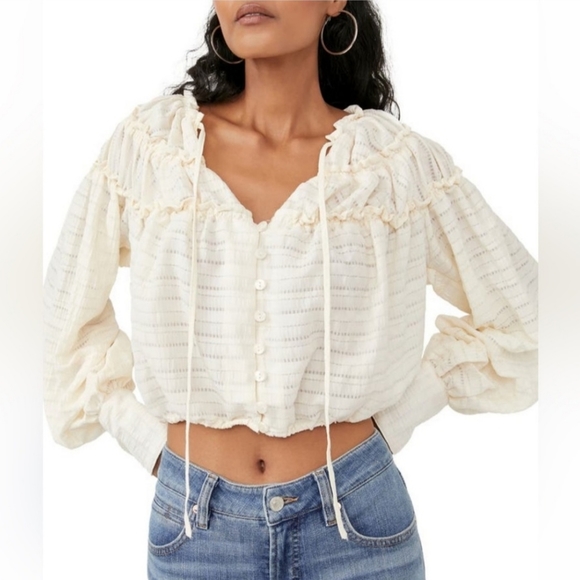 Free People Tops - Nwt FREE PEOPLE  CROP LONG SLEEVE BLOUSE Size M